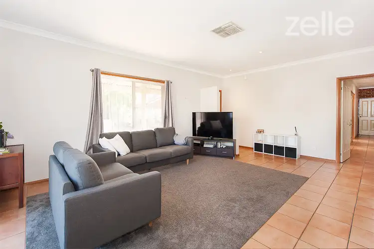 Fourth view of Homely townhouse listing, 2/1a Templeton Place, West Wodonga VIC 3690