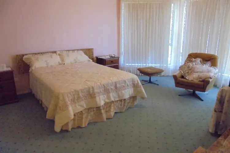 Sixth view of Homely house listing, 11 Hunt Drive, Robinvale VIC 3549