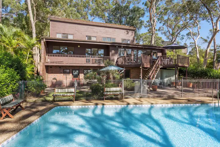 32 Marine Crescent, Hornsby Heights NSW 2077