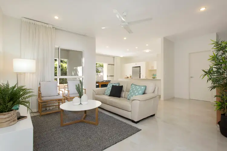 12 Rennie Street, Indooroopilly QLD 4068