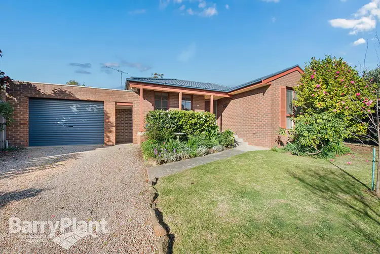 23 Belindavale Drive, Knoxfield VIC 3180