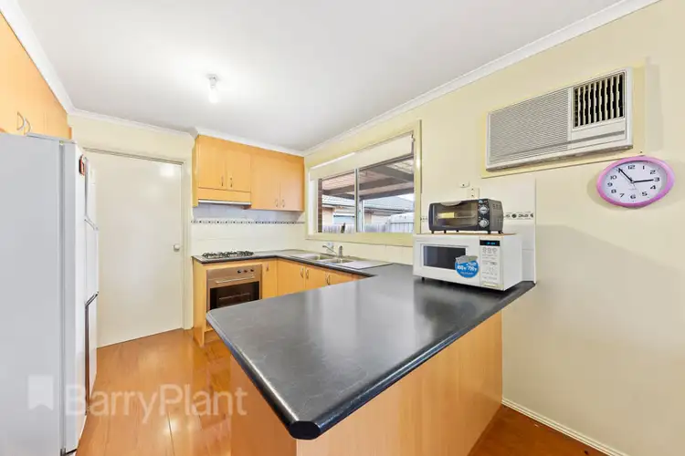 Fourth view of Homely unit listing, 2/7 Mavis Crescent, Kings Park VIC 3021