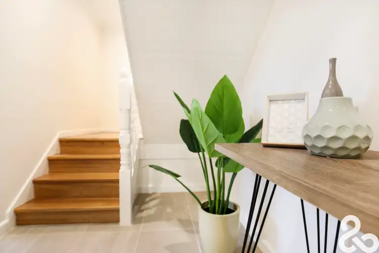 Third view of Homely house listing, 7 Mangrove Close, Bundoora VIC 3083