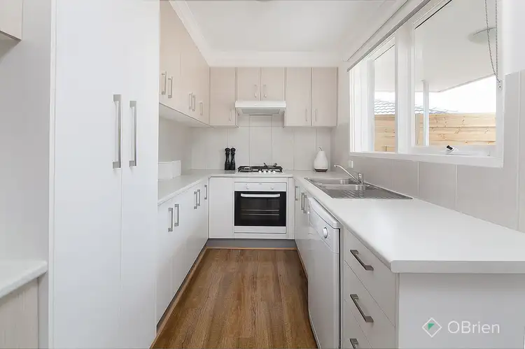 Third view of Homely unit listing, 10 Puffin Court, Endeavour Hills VIC 3802