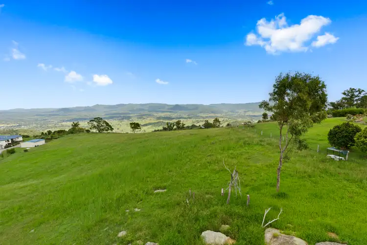 275 Ocean View Road, Ocean View QLD 4521