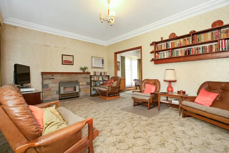 Sixth view of Homely house listing, 8 Middleton Street, Lalor VIC 3075