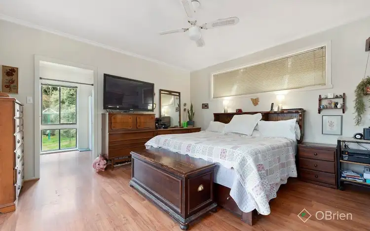 Fifth view of Homely house listing, 1 Ashby Court, Bayswater VIC 3153