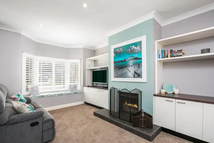 Fifth view of Homely house listing, 6 Silverleaf, Menai NSW 2234