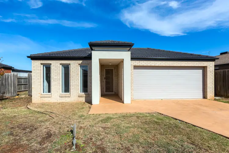 22 Lord Nolan Street, Kurunjang VIC 3337