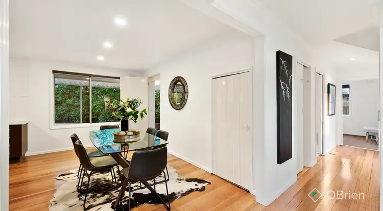 Third view of Homely house listing, 6 Stuart Court, Keilor VIC 3036