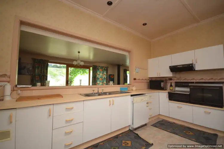 Seventh view of Homely house listing, 33 Mitchell Street, Bairnsdale VIC 3875