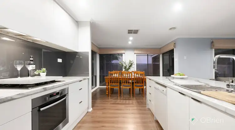 Third view of Homely house listing, 21 Sundial Court, Berwick VIC 3806