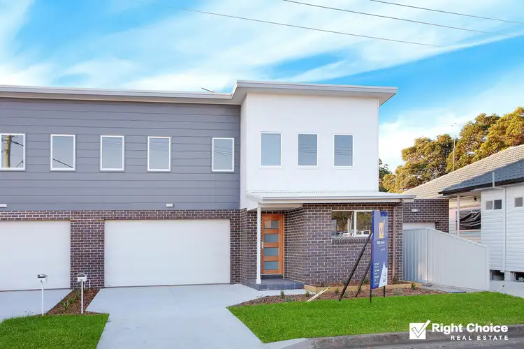 2/1 Central Avenue, Oak Flats NSW 2529