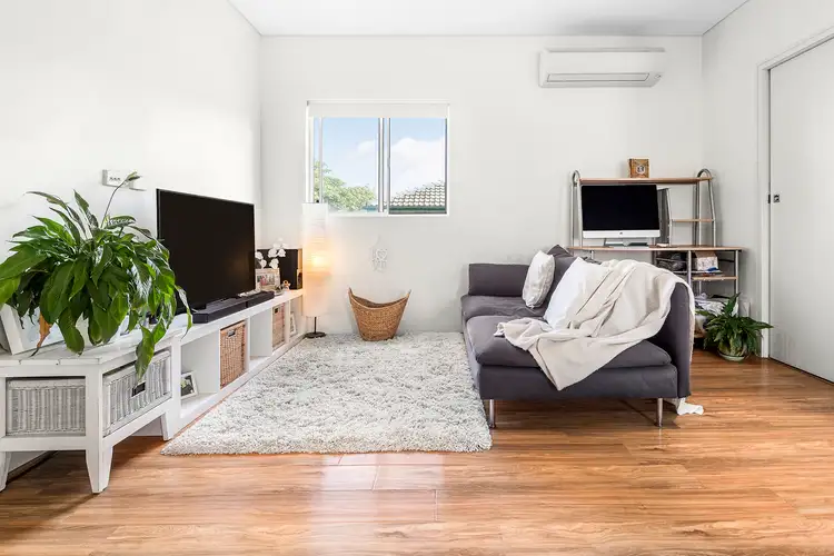 Fourth view of Homely apartment listing, 9/30 Pacific Parade, Dee Why NSW 2099