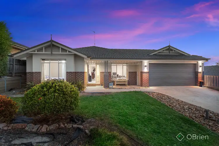 27 Rimfire Avenue, Drouin VIC 3818