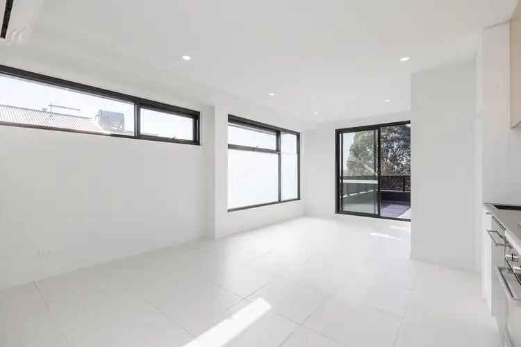 201/14 Eleanor Street, Footscray VIC 3011