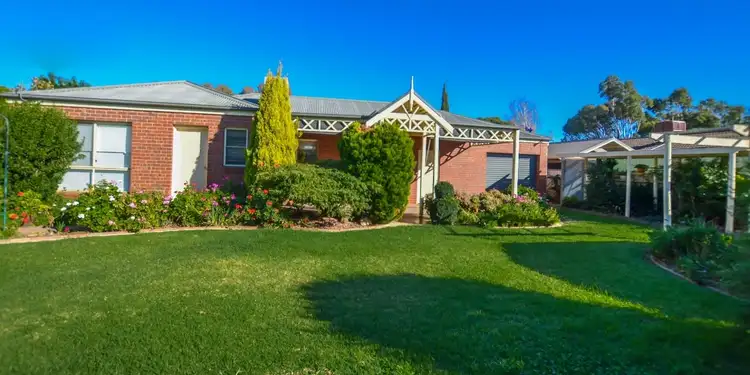 Second view of Homely house listing, 5 Winnima Avenue, Moama NSW 2731
