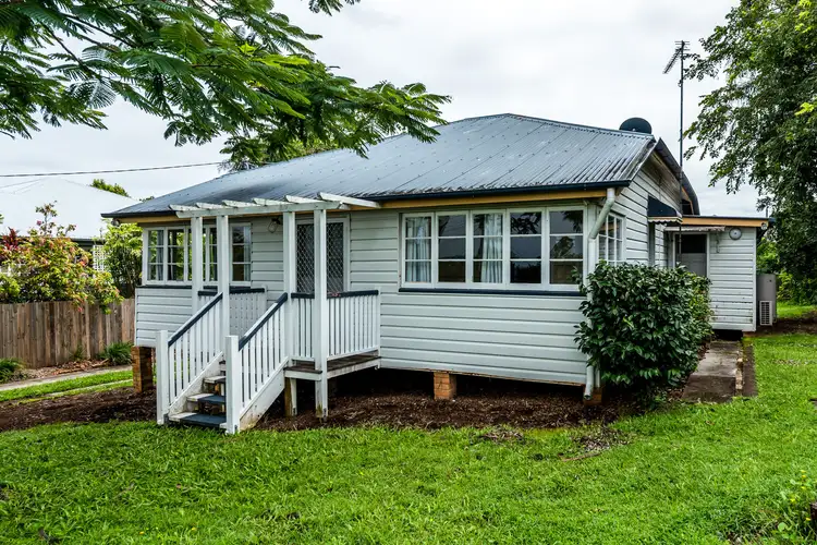 18 Washington Street, Nambour QLD 4560