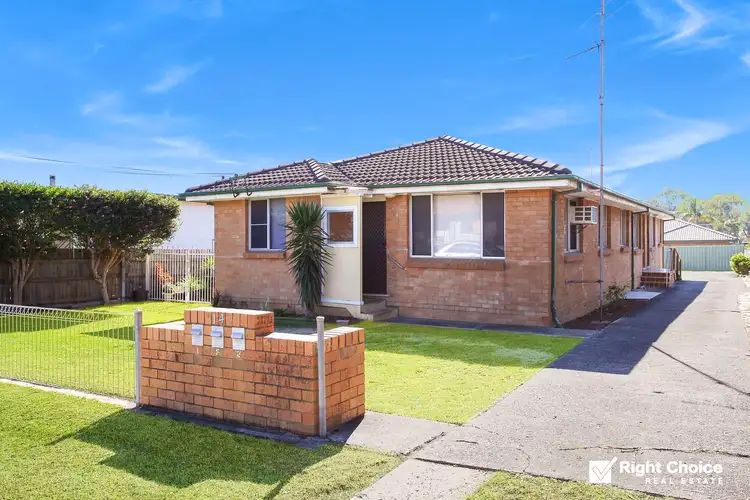 2/14 Madden Street, Oak Flats NSW 2529