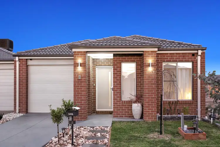 6 Delson Way, Mickleham VIC 3064