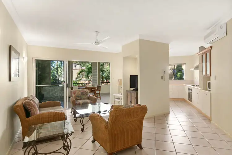 504/2 Greenslopes Street, Cairns North QLD 4870