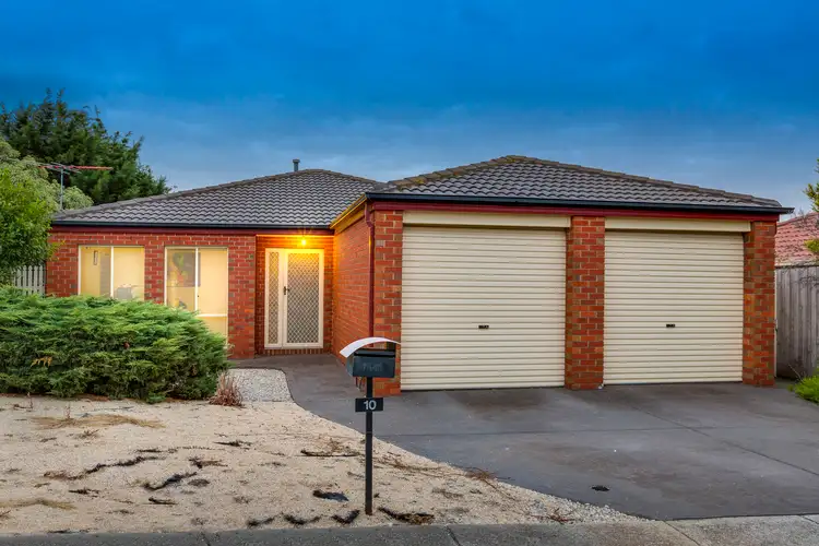 10 Eliza Court
