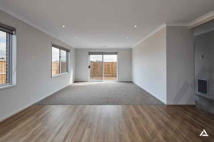 Fourth view of Homely house listing, 5 Gemstone Court, Warragul VIC 3820