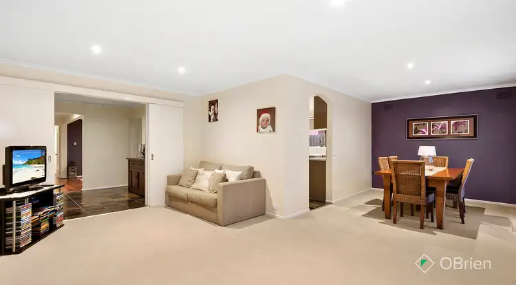 Fourth view of Homely house listing, 2 Belsize Court, Endeavour Hills VIC 3802
