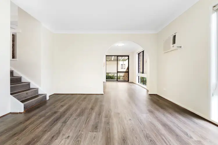 7/9 Suncrest Parade, Gorokan NSW 2263