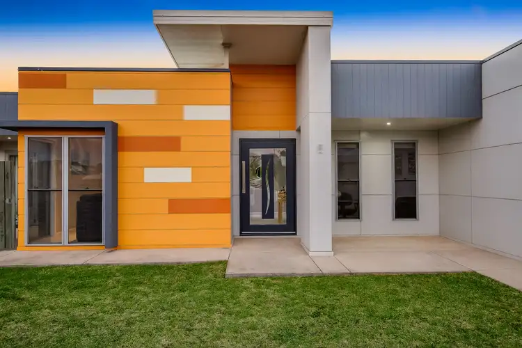 Second view of Homely house listing, 1/6 Trevean Drive, Kleinton QLD 4352