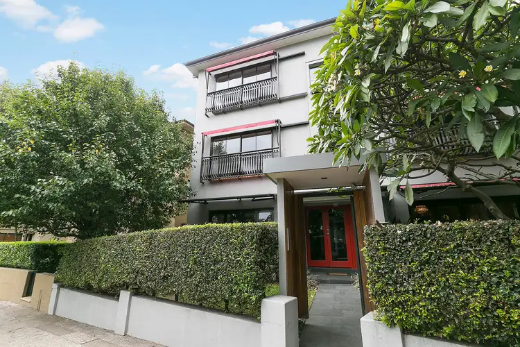 Main view of Homely apartment listing, 3/3 New Beach Road, Darling Point NSW 2027