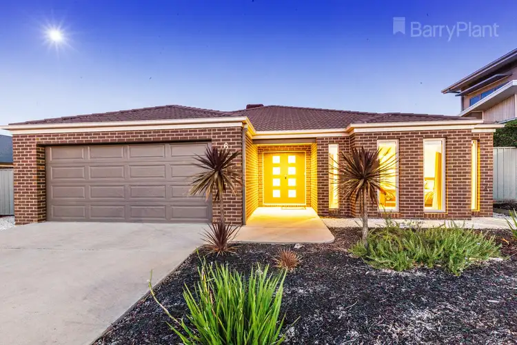 6 Emerald Avenue, White Hills VIC 3550