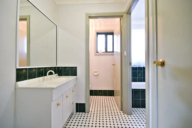 Fifth view of Homely house listing, 14 Sunset Way, Dubbo NSW 2830