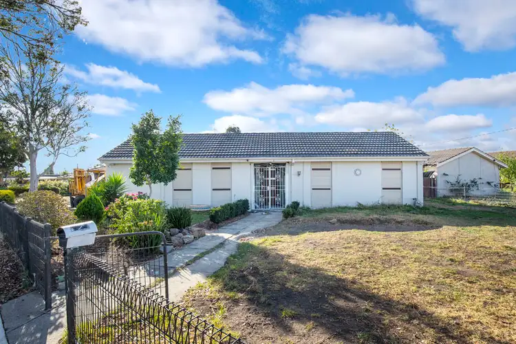 Second view of Homely house listing, 2 Kiata Court, Coolaroo VIC 3048