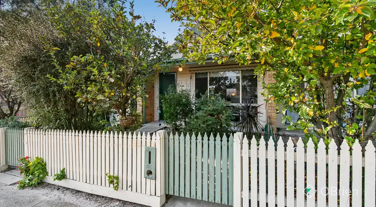 2/4 Lardner Road, Frankston VIC 3199