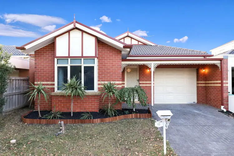 10 The Garlands, Craigieburn VIC 3064