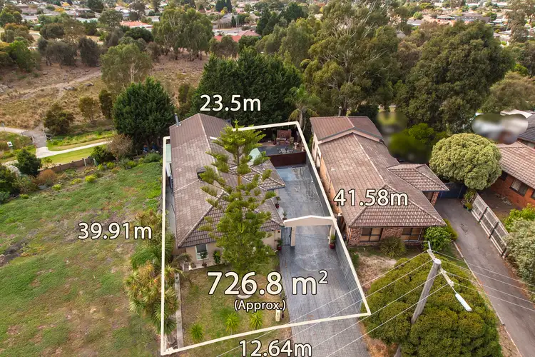 Second view of Homely house listing, 6 Penryn Place, Craigieburn VIC 3064