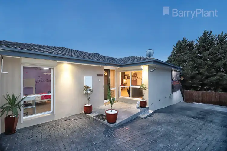 Fourth view of Homely house listing, 6 Penryn Place, Craigieburn VIC 3064