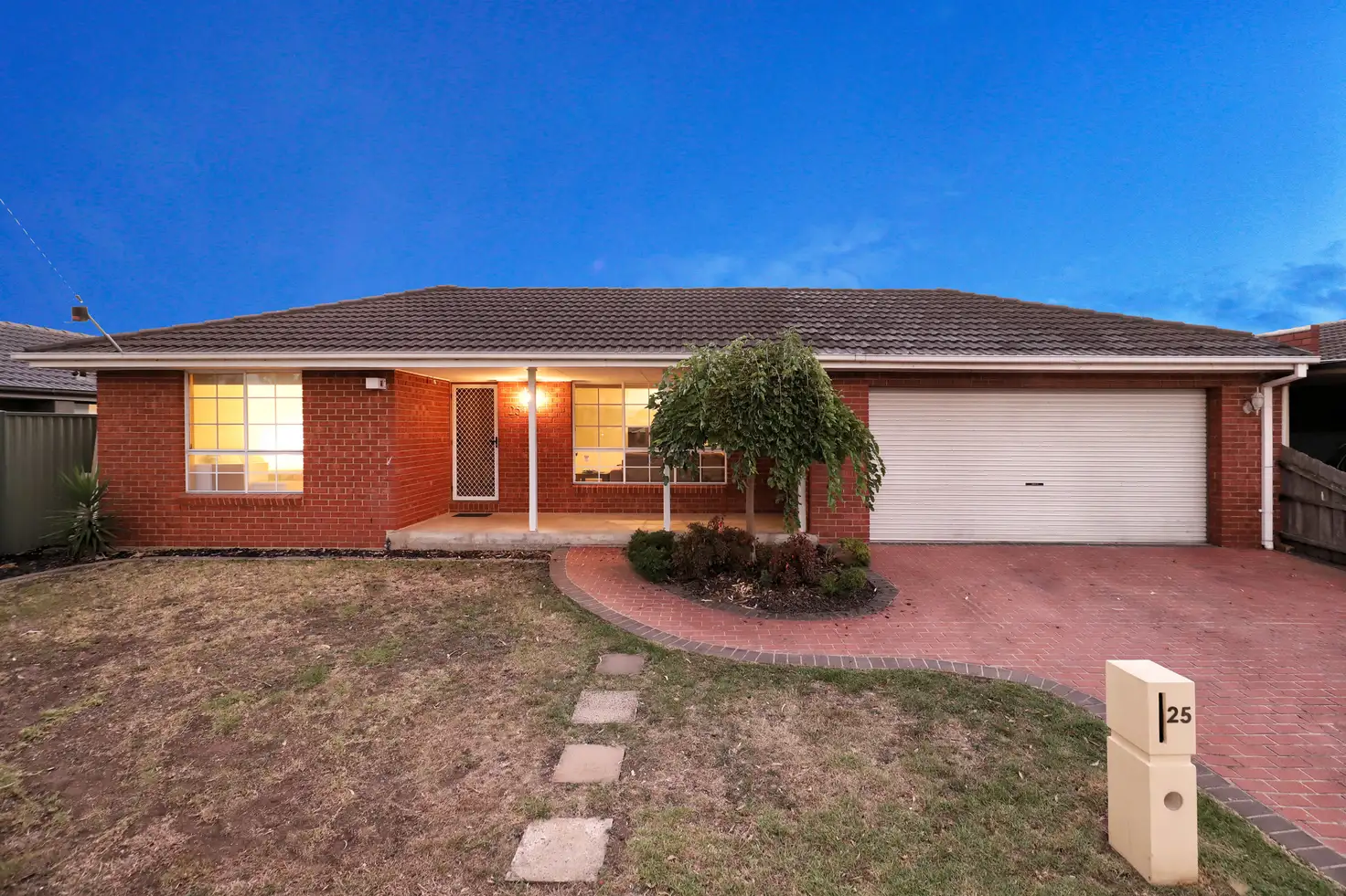 Main view of Homely house listing, 25 Amesbury Avenue, Craigieburn VIC 3064