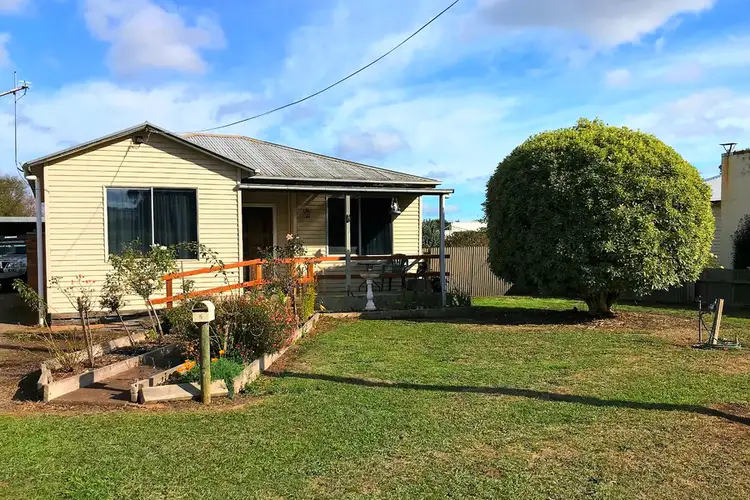 5 Stephens Street, Heywood VIC 3304
