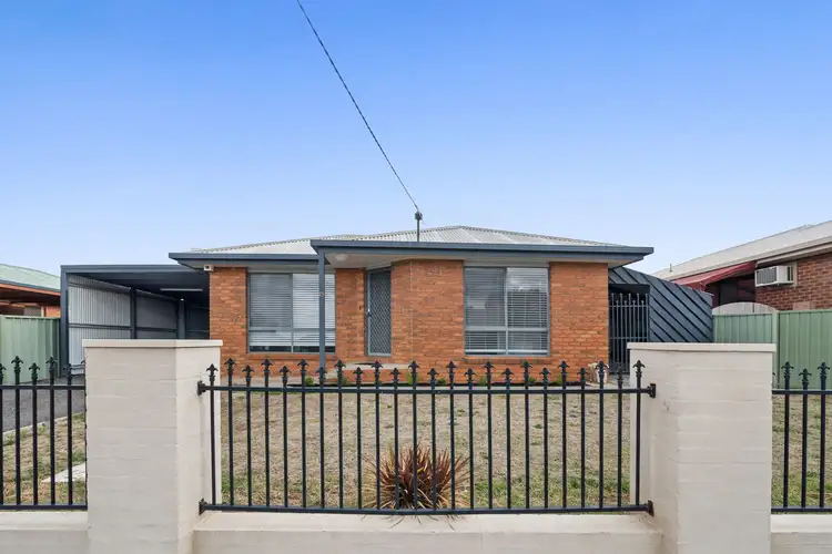 Main view of Homely house listing, 15 Knape Street, Long Gully VIC 3550