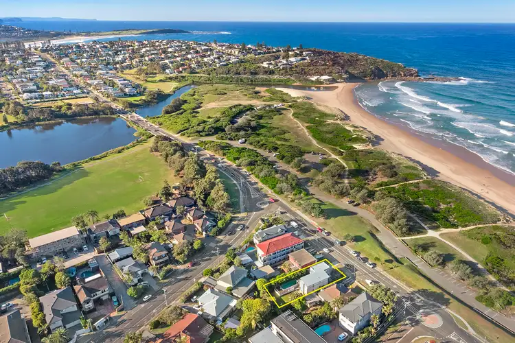 Main view of Homely house listing, 81 Carrington Parade, Curl Curl NSW 2096