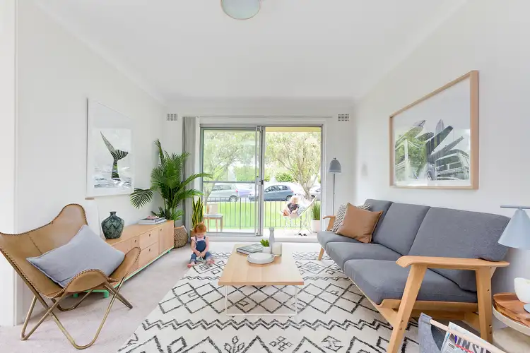 Third view of Homely unit listing, 4/6 Regent Street, Dee Why NSW 2099