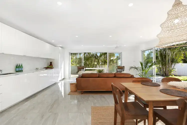 22 Victory Crescent, Sunrise Beach QLD 4567