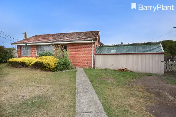 Second view of Homely house listing, 118 Sunset Boulevard, Jacana VIC 3047