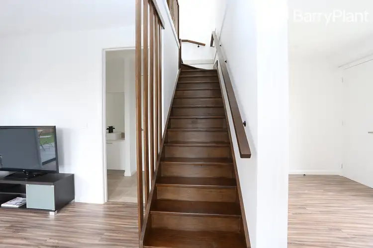 Sixth view of Homely house listing, 33 Jacana Avenue, Broadmeadows VIC 3047