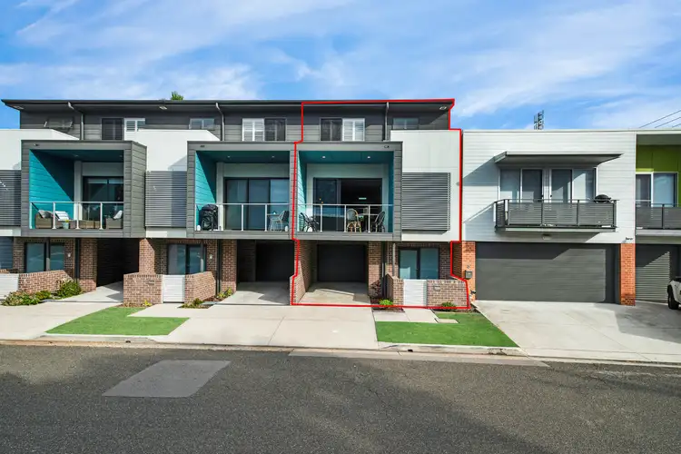 Second view of Homely house listing, 6 Annie Street, Wickham NSW 2293
