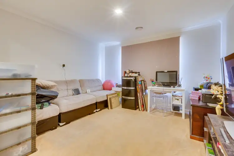 Sixth view of Homely house listing, 7 Kunuka Circuit, Caroline Springs VIC 3023