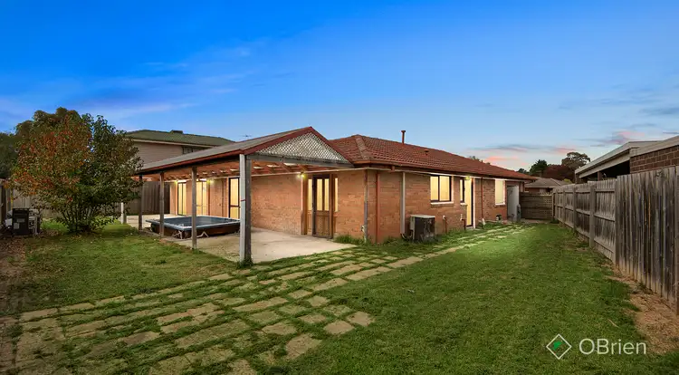 Sixth view of Homely house listing, 8 Torquay Court, Endeavour Hills VIC 3802