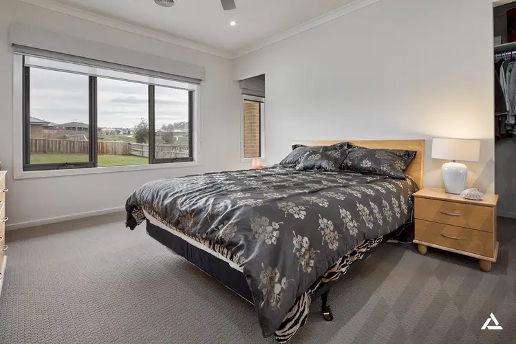 Sixth view of Homely house listing, 4 Bluestone Court, Warragul VIC 3820